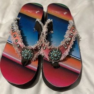 Montana West sandals size 10